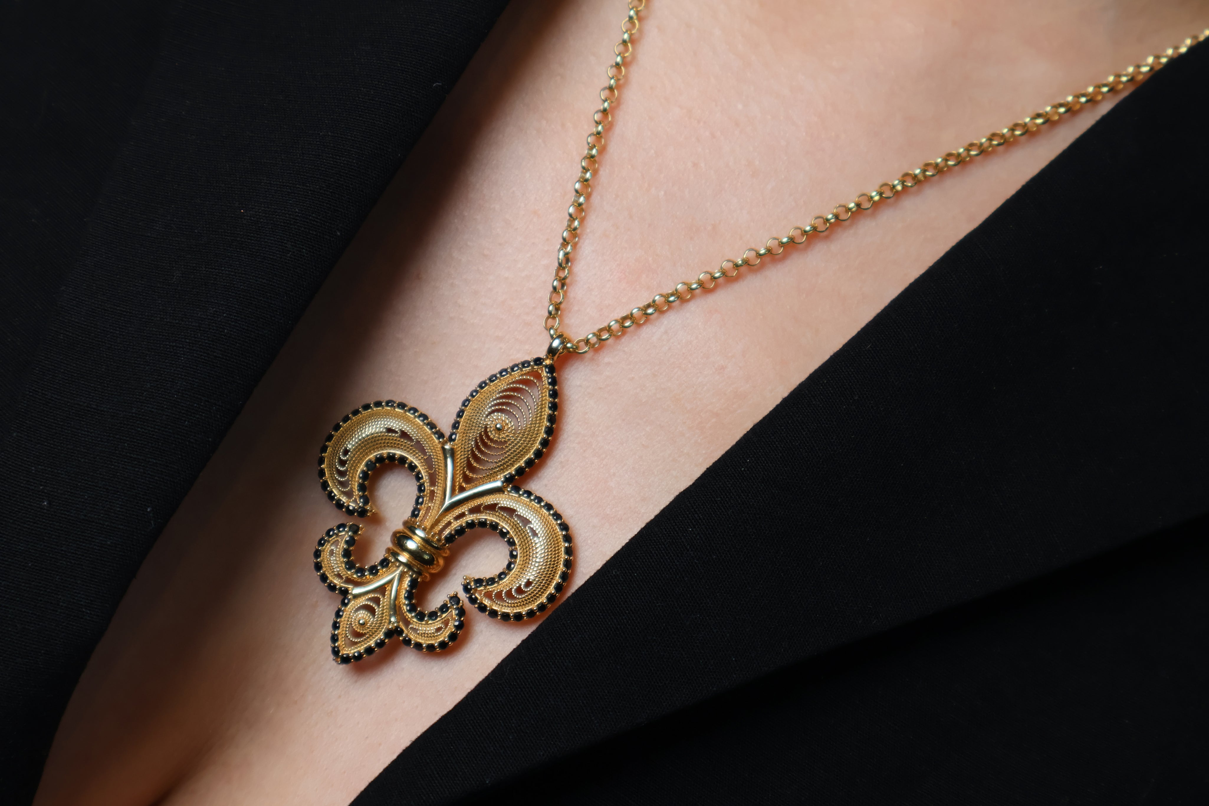 JEANNE D'ARC NECKLACE